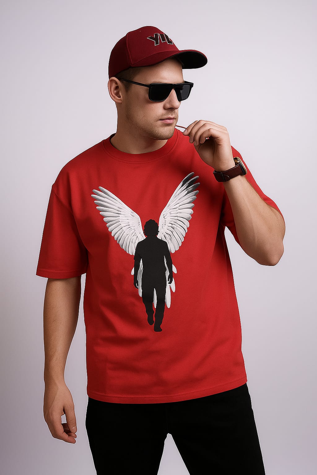 RED WINGED SILHOUETTE T-SHIRT